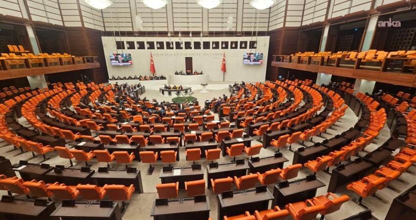 TBMM Genel Kurulu’nda, AK Parti Grubu’nun Meclis’in çalışma takvimi ve gündemine