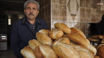 Aksaray’da ekmek fiyatlarına zam yapıldı. Yeni tarifeye göre, 20 Nisan’dan