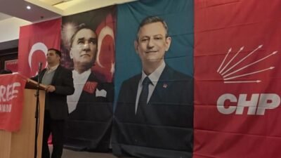 Almanya’nın Köln kentinde CHP Almanya Federasyonu tarafından düzenlenen “İstanbul’da direniş, Almanya’da