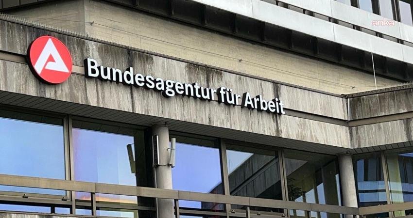 Almanya’da mart ayında işsiz sayısı, bahar aylarıyla birlikte beklenen canlanmaya