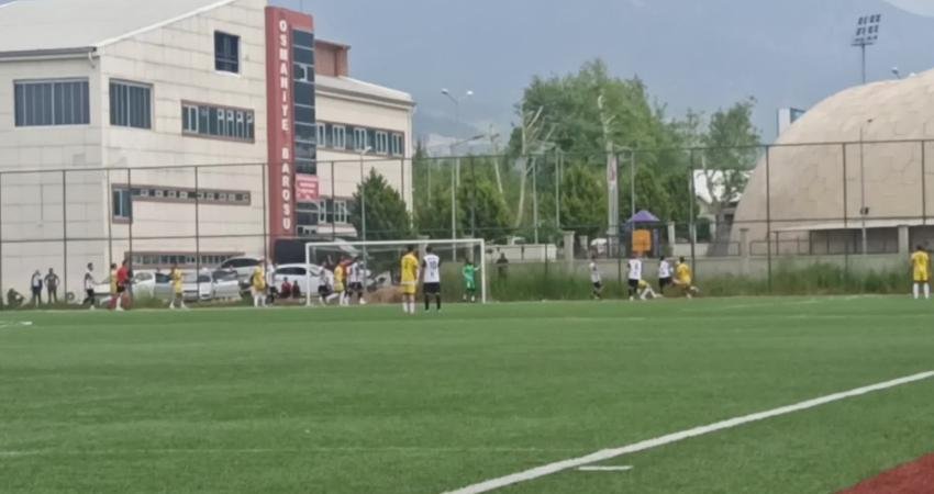 Osmaniye'nin Kadirli ilçesinde amatör ligde yer alan Savrunspor Kulübü Başkanı