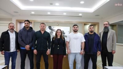 Antalya Büyükşehir Belediye Başkan Vekili Özdemir, başpehlivanları ağırladı Antalya Büyükşehir Belediyesi Spor Kulübü Başkanı Utkan Hasan Eminoğlu, Başantrenör