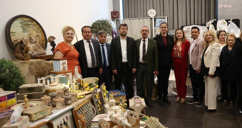 Antalya Büyükşehir Belediyesi Uncalı ATASEM’den “Yeşil Vatan” temalı yıl sonu sergisi Antalya Büyükşehir Belediyesi Uncalı Atatürk Sanat Eğitim Merkezi’nin (ATASEM) yıl