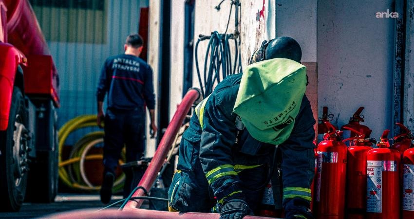 Antalya Büyükşehir Belediyesi İtfaiye Dairesi Başkanlığı'nın kadrosuna kattığı 45 yeni