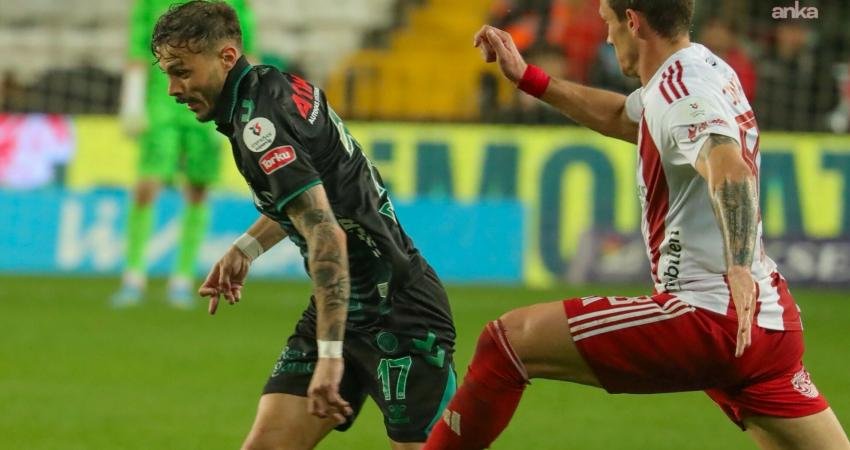 Süper Lig’in 30. haftasında Antalyaspor ağırladığı Konyaspor’a 2-0 mağlup oldu.