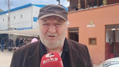 Ardanuç'ta kurulan halk pazarında alışveriş yapan vatandaşlar, artan fiyatlar karşısında