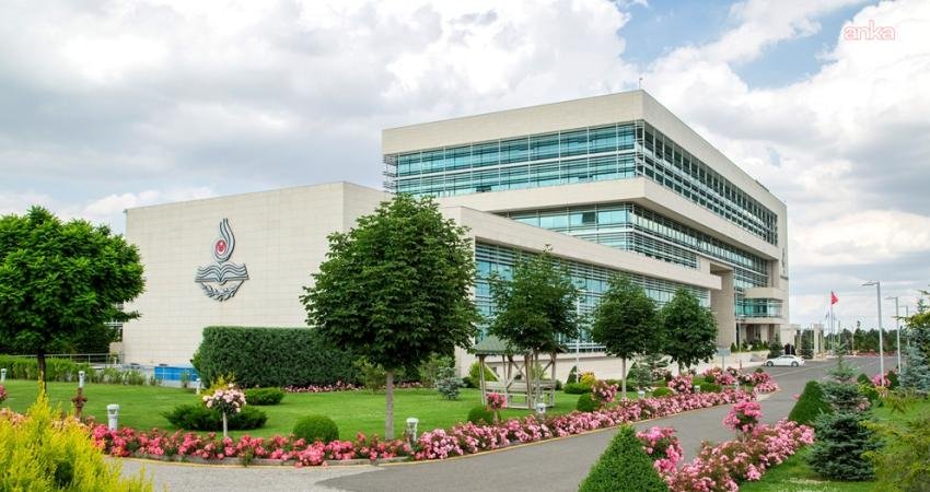 Anayasa Mahkemesi, nüfusu 2 binin altına düşen belediyelerin köye dönüştürülmesini