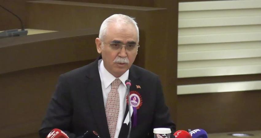 Anayasa Mahkemesi Başkanı Kadir Özkaya, 64. kuruluş yıl dönümü sempozyumunda