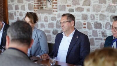 Ayvalık Belediye Başkanı Mesut Ergin, Balıkesir genelindeki kent konseylerinin başkan