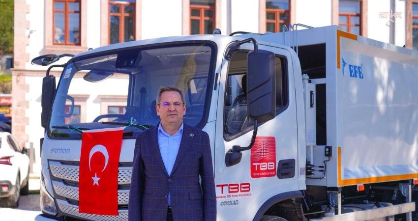 Ayvalık Belediyesi, hizmetlerin daha etkin yürütülmesi amacıyla Temizlik İşleri Müdürlüğü