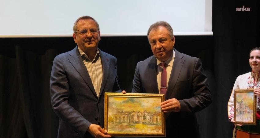 Ayvalık Belediyesi, Bulgaristan’ın Shumen kentinden gelen heyeti, Rauf Denktaş Kültür Merkezi’nde