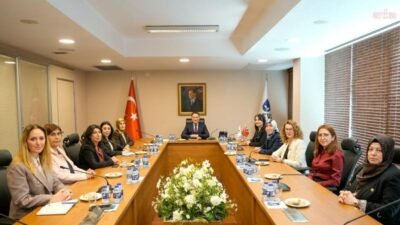 DEVA Partisi Genel Başkanı Ali Babacan, partilerin kadın kolları ve