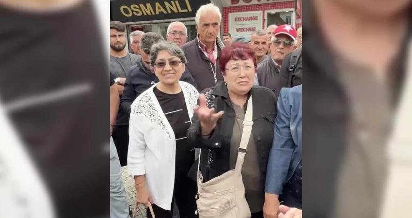 DEVA Partisi Genel Başkanı Ali Babacan, Antalya’da esnaf ziyareti sırasında