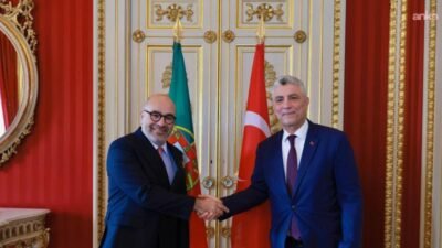 Ticaret Bakanı Ömer Bolat, Türkiye-Portekiz JETCO toplantısı kapsamında bulundukları Lizbon’da,