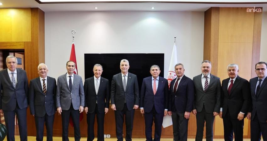 Ticaret Bakanı Ömer Bolat, Türkiye Müteahhitler Birliği (TMB) Yönetim Kurulu