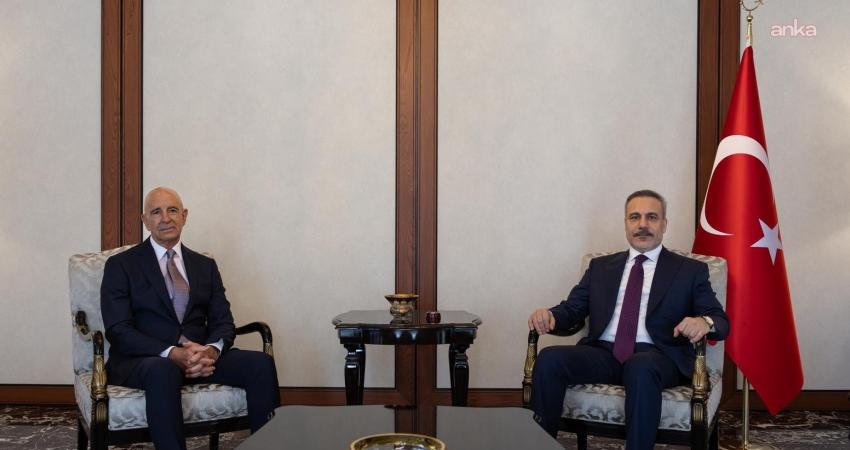 Bakan Fidan, ABD’nin Suriye Özel Temsilcisi Barrack’ı kabul etti Dışişleri Bakanı Hakan Fidan, ABD'nin Ankara Büyükelçisi ve Suriye Özel