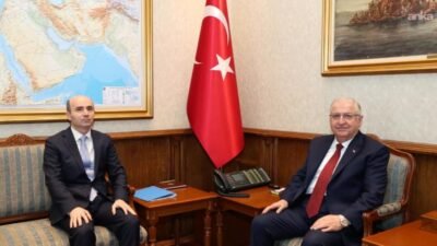 Milli Savunma Bakanı Yaşar Güler, Türkiye'nin Kamboçya nezdindeki Punom Pen