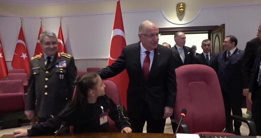  Milli Savunma Bakanı Yaşar Güler, 23 Nisan Ulusal Egemenlik ve