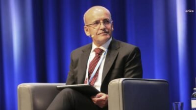 Hazine ve Maliye Bakanı Mehmet Şimşek, mart ayında jeopolitik gelişmeler