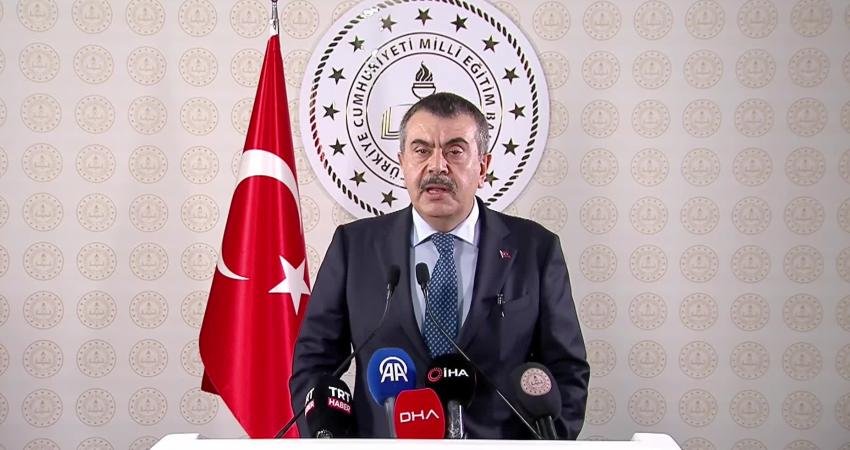 Milli Eğitim Bakanı Yusuf Tekin, okullarda alınacak güvenlik önlemlerine ilişkin