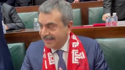 Milli Eğitim Bakanı Yusuf Tekin, A Milli Takım, Kosova'yı mağlup ederek