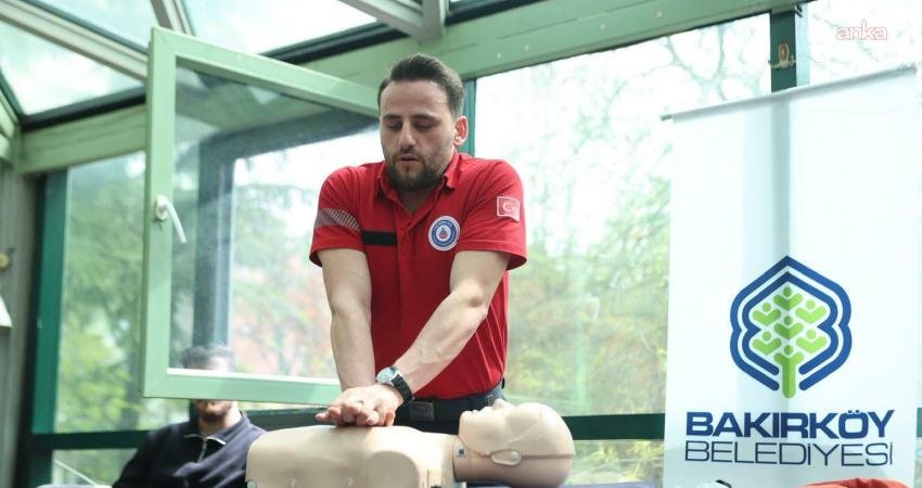 Bakırköy Belediyesi Sağlık İşleri Müdürlüğü ekipleri, İBB Hızır Acil iş