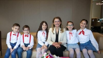 Bakırköy’de 23 Nisan Ulusal Egemenlik ve Çocuk Bayramı dolayısıyla düzenlenen