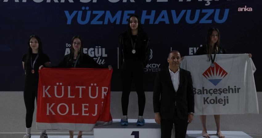 Bakırköy Belediyesi tarafından düzenlenen “Egemenlik Turnuvası”, ilçedeki okullardan öğrencilerin yoğun