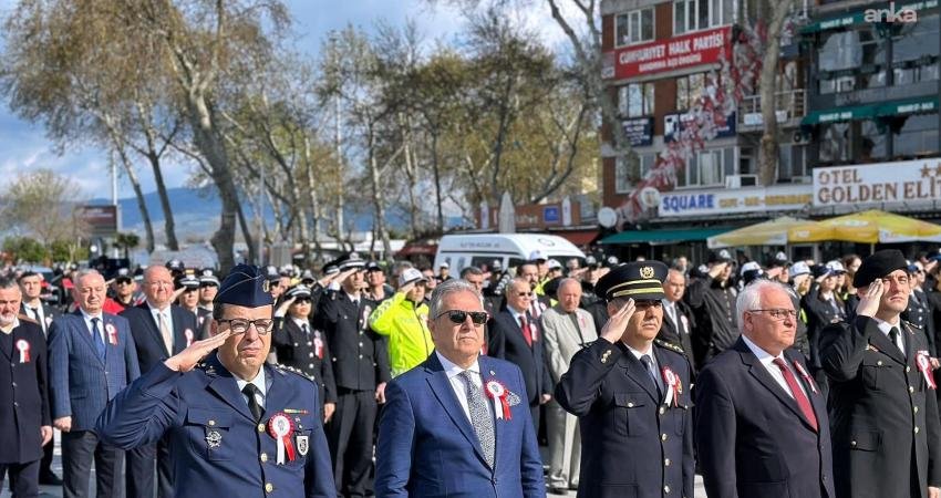 Bandırma Belediye Başkanı Mirza, Türk Polis Teşkilatı’nın kuruluş yılı nedeniyle düzenlenen törene katıldı Bandırma Belediye Başkanı Dursun Mirza, Türk Polis Teşkilatı’nın 181'inci kuruluş