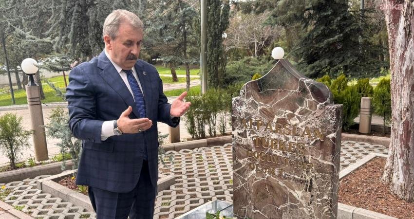 Büyük Birlik Partisi (BBP) Genel Başkanı Mustafa Destici, vefatının 29.