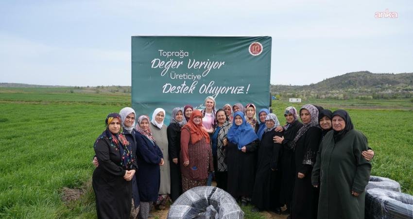 Bilecik Belediye Başkanı Melek Mızrak Subaşı, talep doğrultusunda Yeniköylü kadın