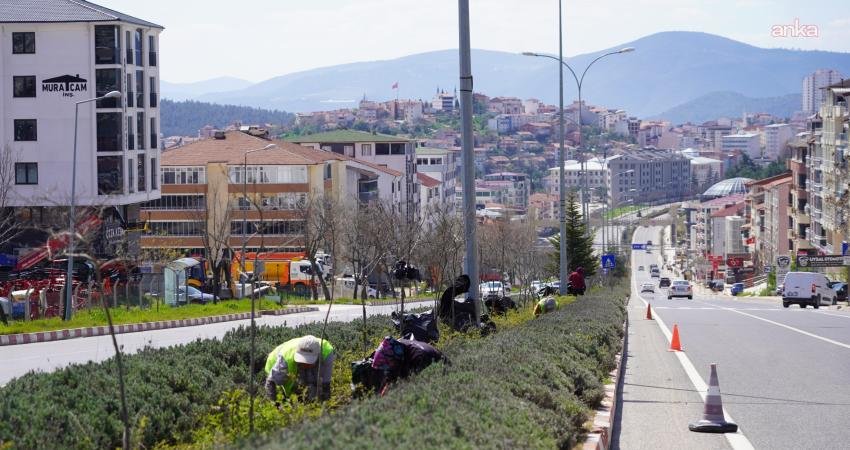 Bilecik genelinde kentsel iyileştirme çalışmaları sürüyor Bilecik Belediyesi Fen İşleri Müdürlüğü ile Park ve Bahçeler Müdürlüğü