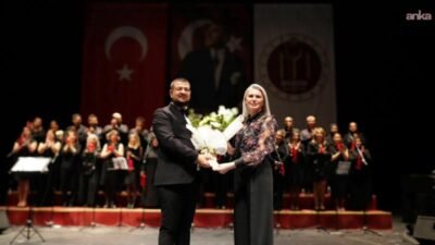 Bilecik Belediyesi Korosu tarafından düzenlenen "Sazdan Söze" Türk halk müziği