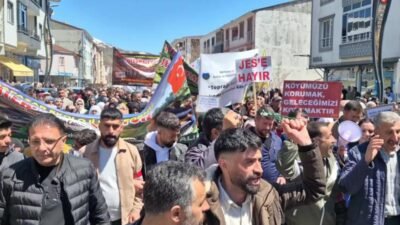 Bingöl’ün Karlıova ilçesinde planlanan jeotermal sondaj çalışmalarına karşı yapılan eylemde