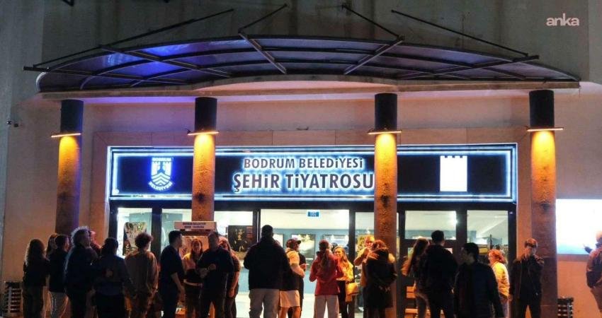 Bodrum Belediyesi Şehir Tiyatrosu, sezonun son oyunu “Cambazın Cenazesi” ile