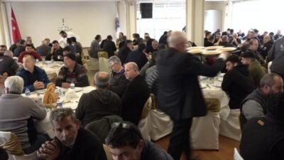 Bornova Belediye Başkanı Ömer Eşki, İzmir 3. Sanayi Sitesi’nde düzenlenen