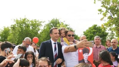 Bornova Belediyesi, 23 Nisan Ulusal Egemenlik ve Çocuk Bayramı’nı Aşık