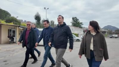 Bornova Belediye Başkanı Ömer Eşki, Temizlik İşleri Şantiyesi’nde kurulan Atıktan