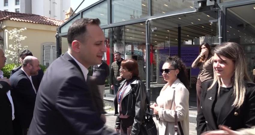 Bornova Belediyesi, vatandaşların özel sağlık kuruluşlarından yüzde 10 ile yüzde