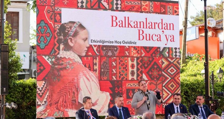 Buca Belediyesi’nin ev sahipliğinde tarihi Pembe Köşk’te düzenlenen “Balkanlardan Buca’ya”