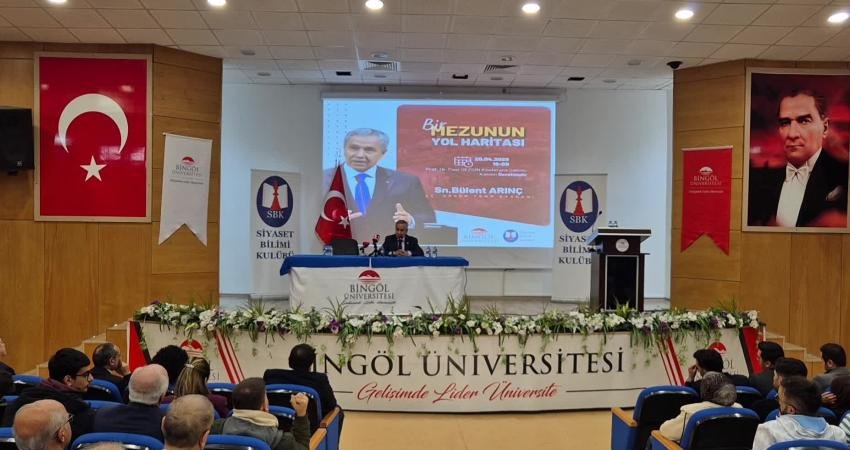 Eski TBMM Başkanı Bülent Arınç, Kahramanmaraş'taki okul saldırısına değinirken, "Babası