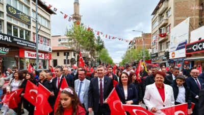 Burdur Belediyesi'nin 23 Nisan Ulusal Egemenlik ve Çocuk Bayramı kutlamaları