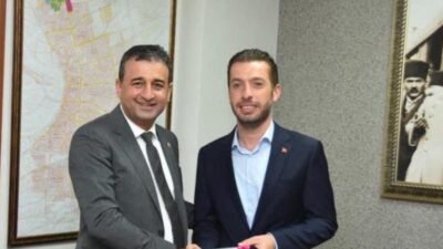 CHP Genel Başkan Yardımcısı Burhanettin Bulut, Ceyhan Belediye Başkanı Kadir