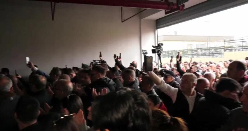 Bursa Büyükşehir Belediye Başkanı Mustafa Bozbey'ın tutuklanmasının ardından Başkan Vekili