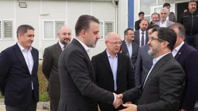 Bursa Büyükşehir Belediyesi Başkanvekili Şahin Biba, ulaşım alanında şehrin geleceğine