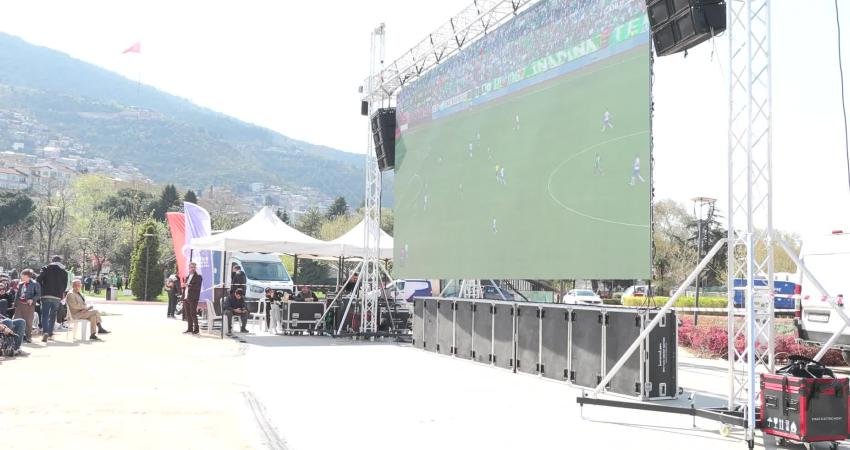 Bursaspor’un TFF 2. Lig’de Ankara Demirspor ile Eskişehir'de oynadığı karşılaşma,