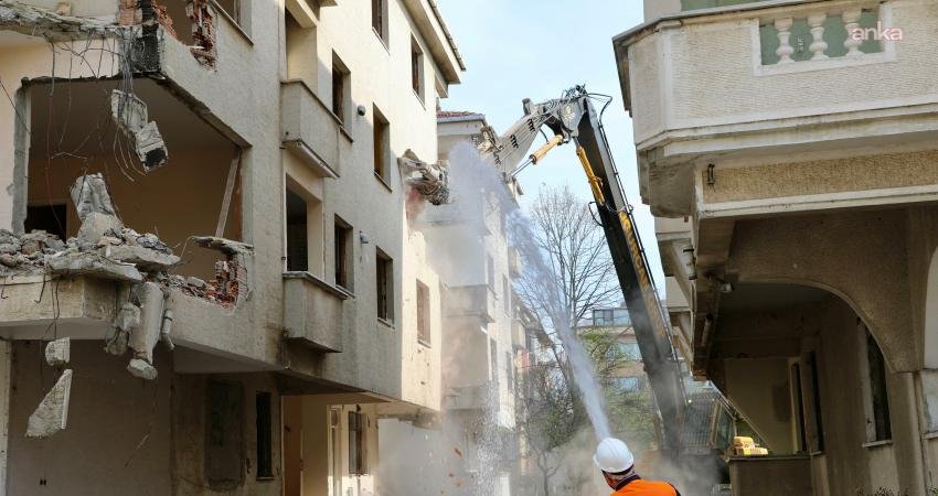 Büyükçekmece Belediyesi, ilçede deprem riski taşıyan 5 blok ve 39