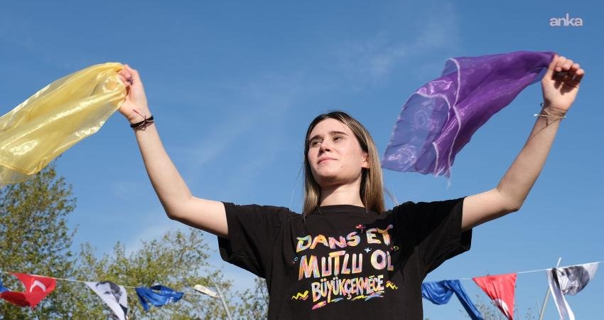 Büyükçekmece Belediyesi tarafından Mimaroba Büyük Atatürk Parkı’nda düzenlenen Dünya Dans