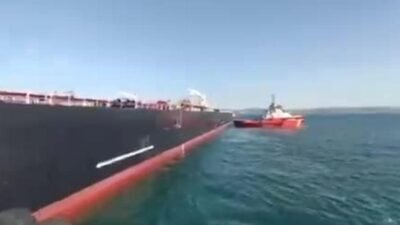 Sabah saatlerinde makine arızası oluşan ham petrol yüklü Zephyr Prosper