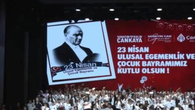 Çankaya Belediyesi 1000 Çocuk Korosu'nun, 23 Nisan'a özel dinletisinde konuşan